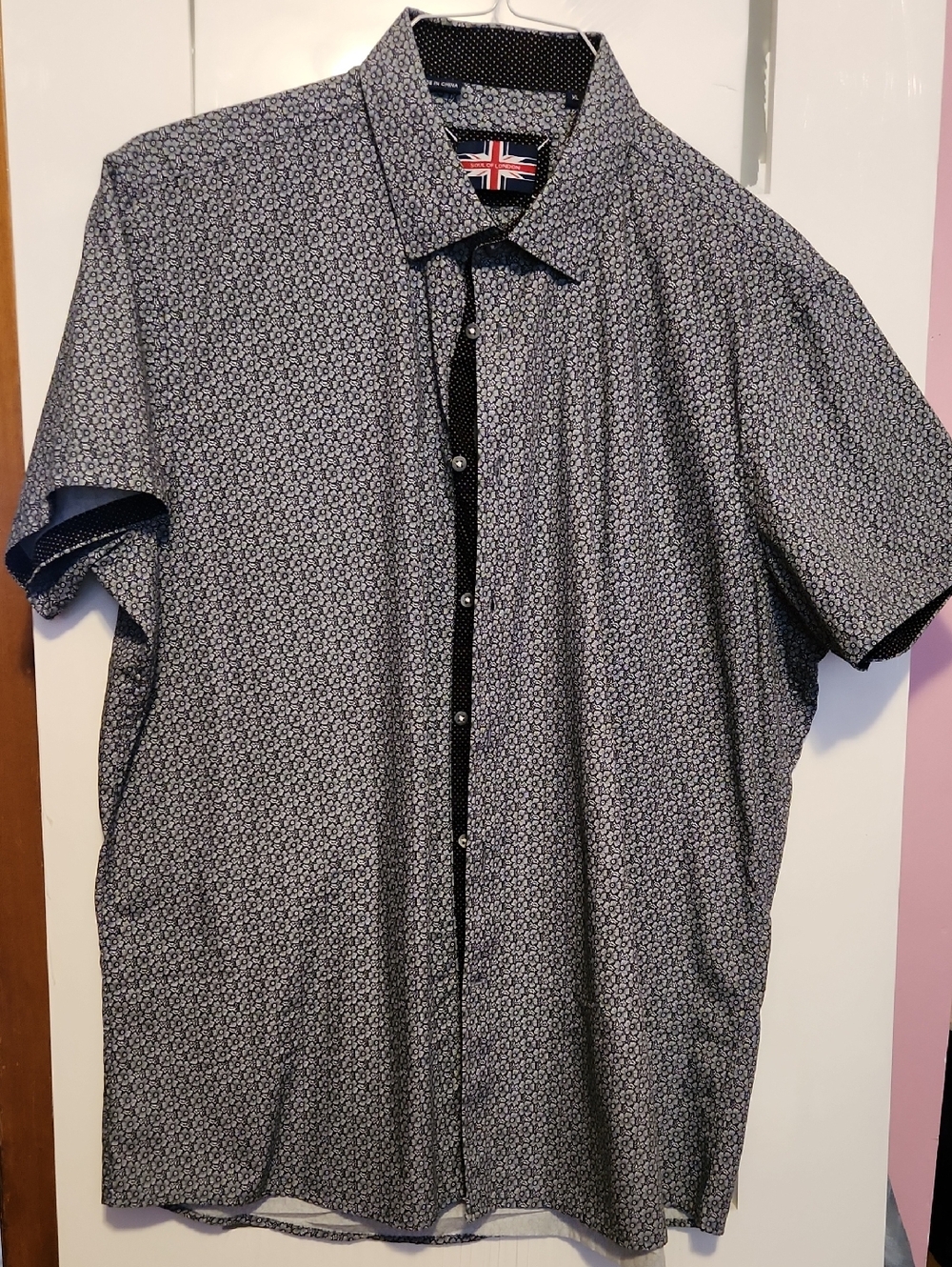 Men's Short Sleeve Button-Up